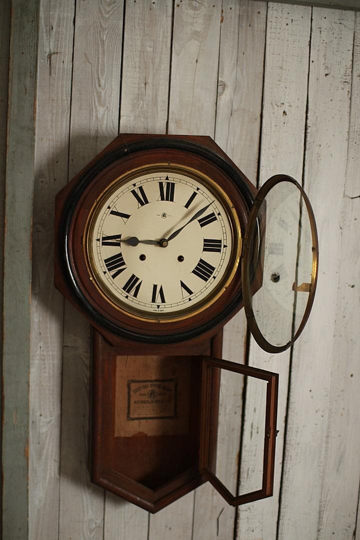 愛知時計製　古い掛時計　八角時計　高さ　82.5㎝