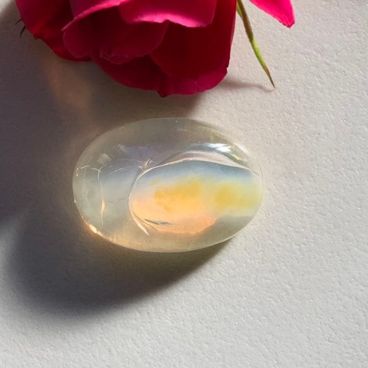 珍品！エッグインオパール29.64ct磨き石/鉱物標本