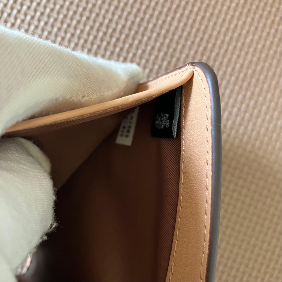 【大人気】【COACH X PEANUTS】ビルフォールドウォレット チョーク