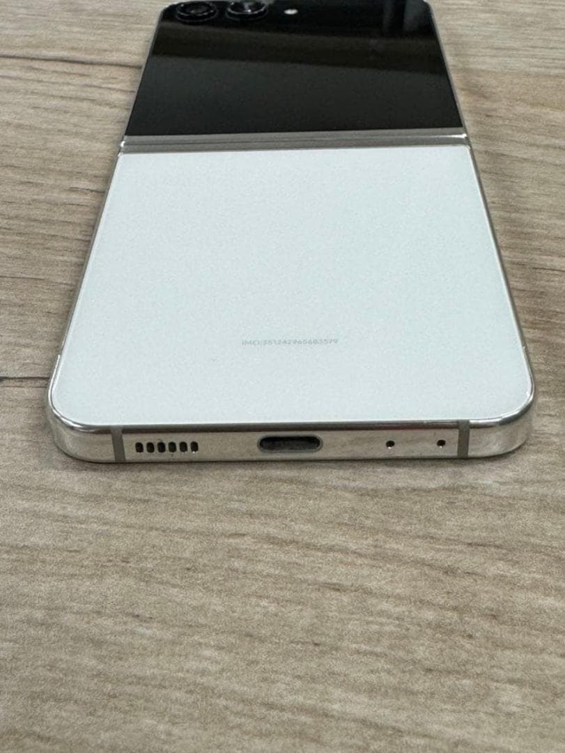 Android Galaxy Flip 5 256gb SIMフリー版