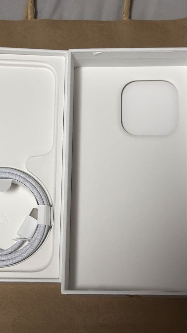 お値下【シャッター音無し】iPhone 15Pro 256Gb 紺 アメリカ購入