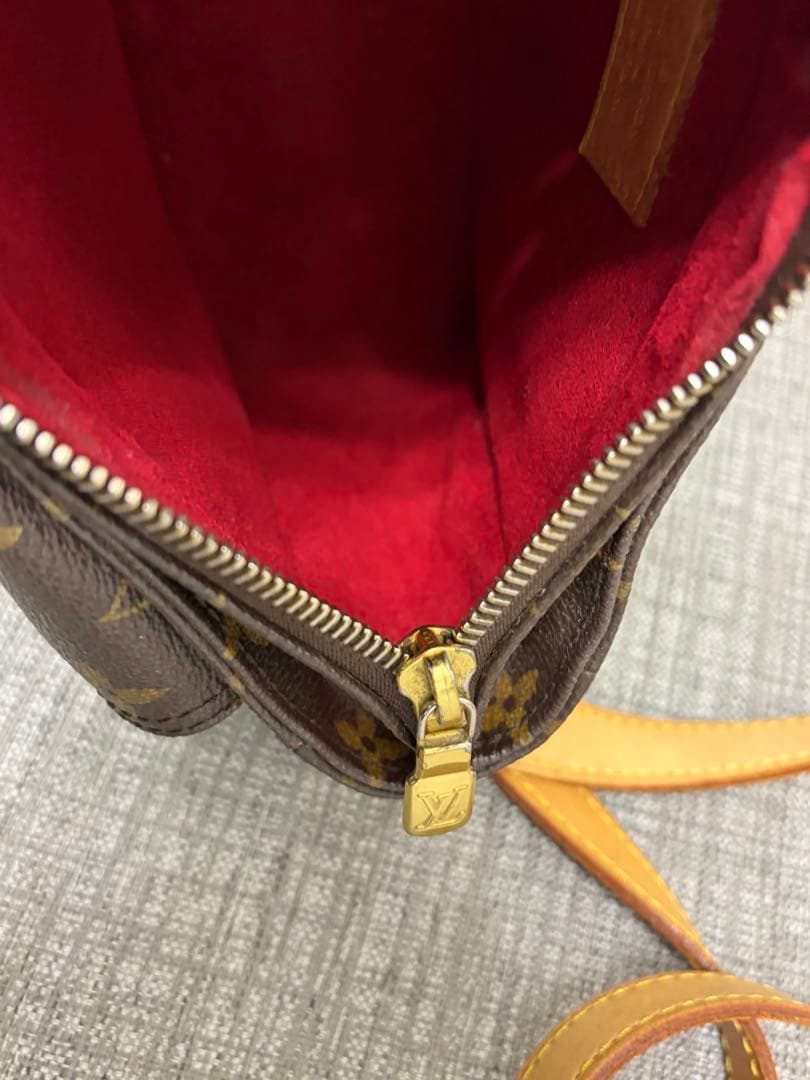 Louis Vuitton モノグラムショルダーバッグ　ヴィバンテ