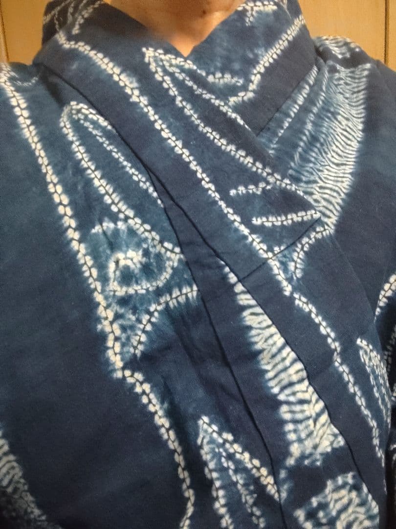 紺色と青のストライプ着物