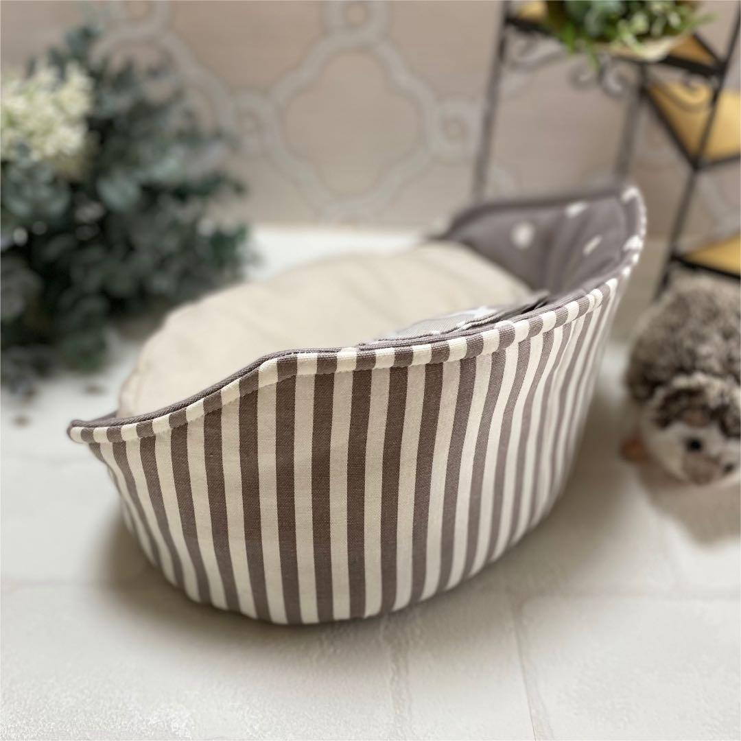 ハリネズミ寝袋　部屋んぽソファE