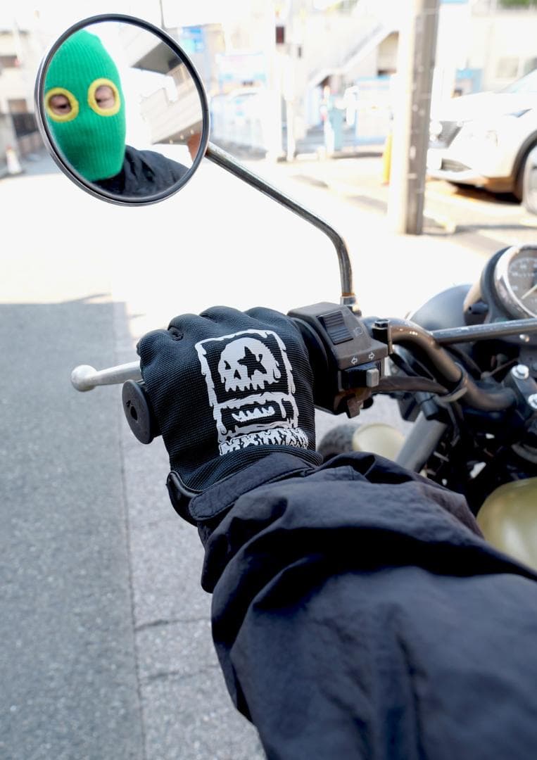 新品　サンタクルーズ x MxMxM スクリーミングハンドグローブ　黒緑