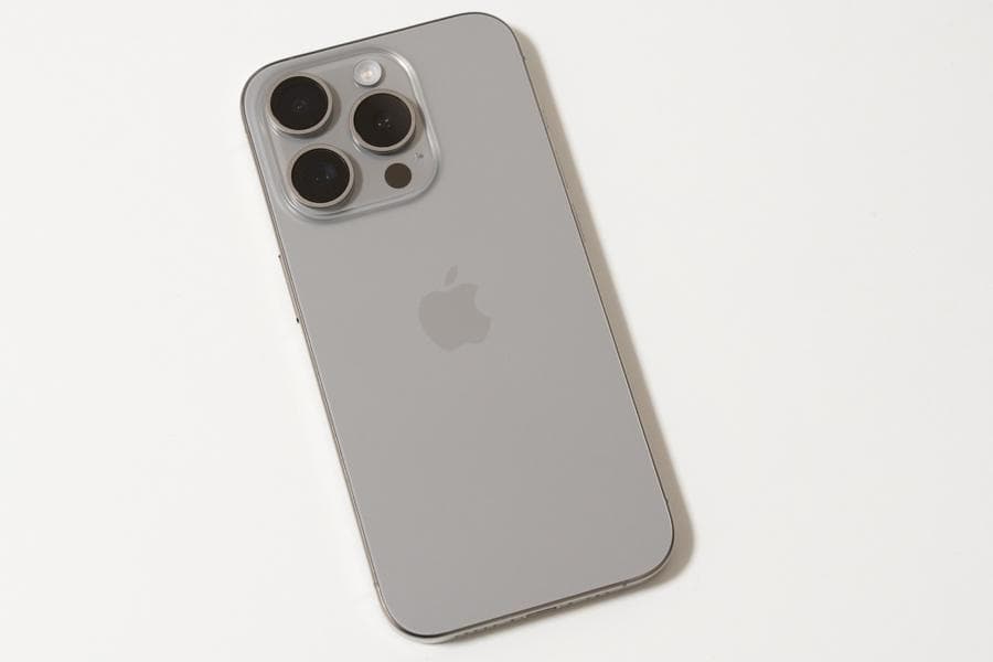 【ほぼ新品】iPhone 15 Pro グレー 128ギガ SIMフリー