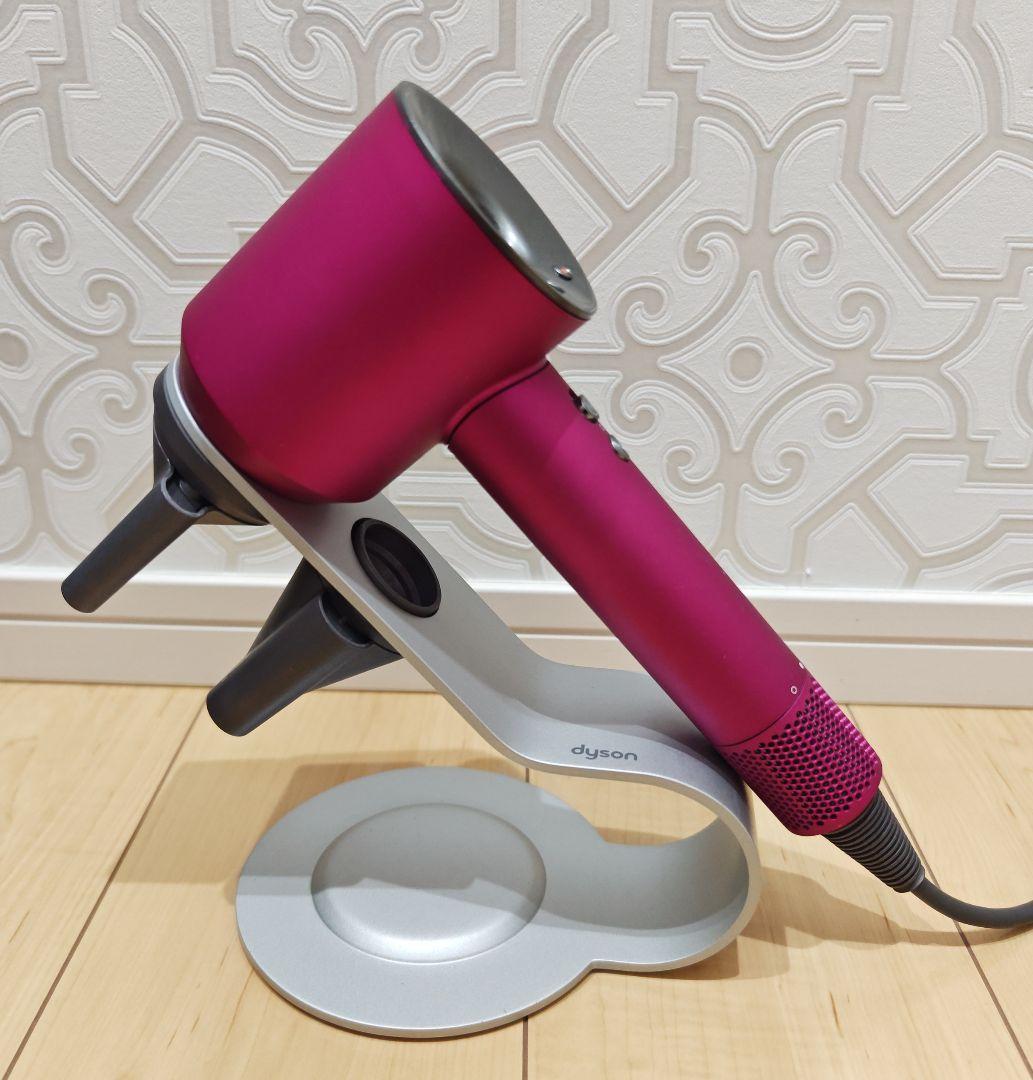 ダイソン ドライヤーDyson supersonic ionic HD03