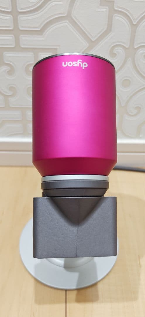 ダイソン ドライヤーDyson supersonic ionic HD03