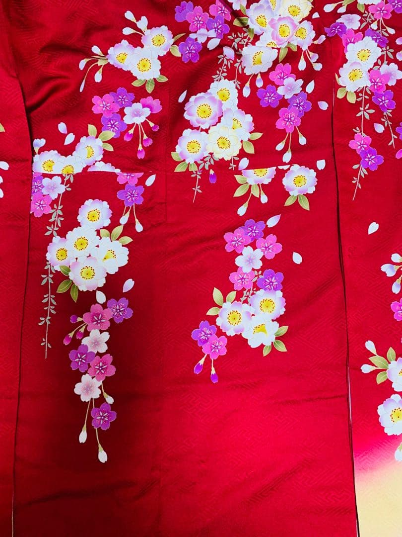 華やかな赤い振袖フルセット　花柄　正絹　美品　成人式