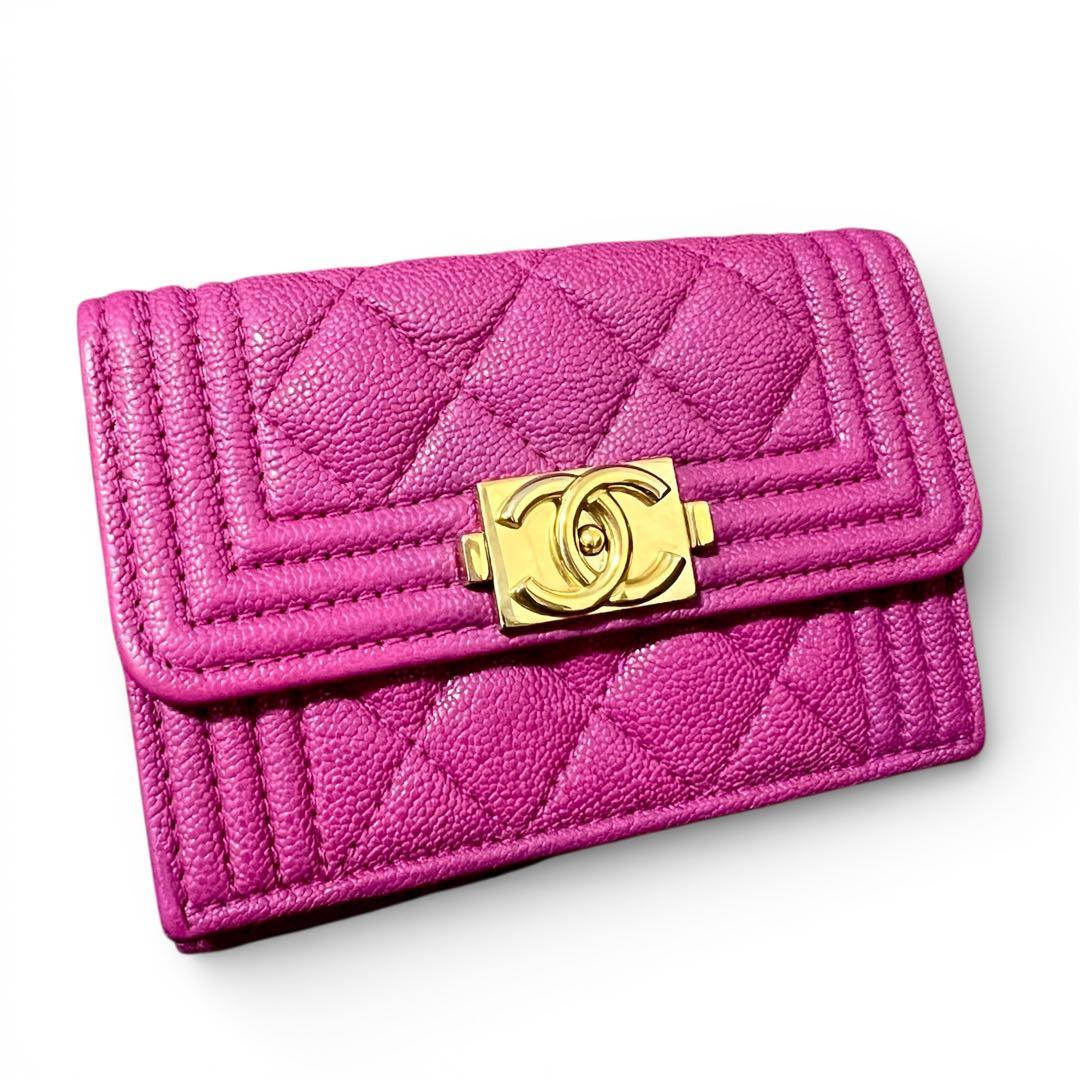 シャネル CHANEL ボーイシャネル キャビアスキン マトラッセ 三つ折り財布