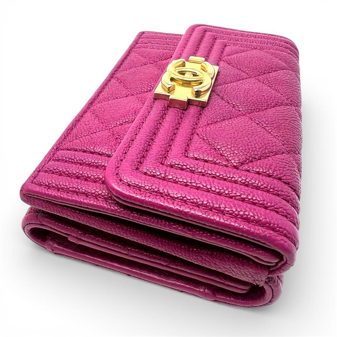 シャネル CHANEL ボーイシャネル キャビアスキン マトラッセ 三つ折り財布