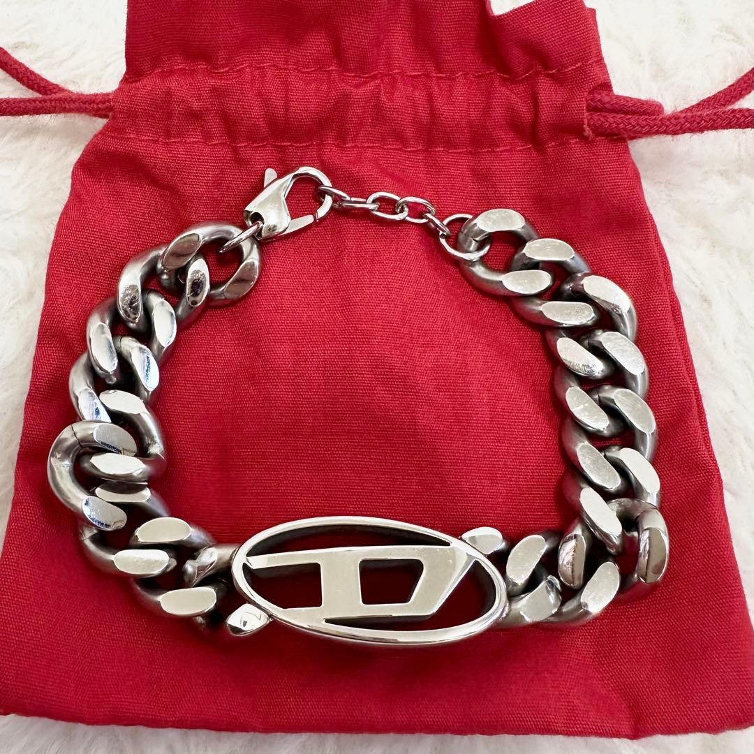 いー✨DIESEL ステンレススチール チェーンブレスレット DX1413