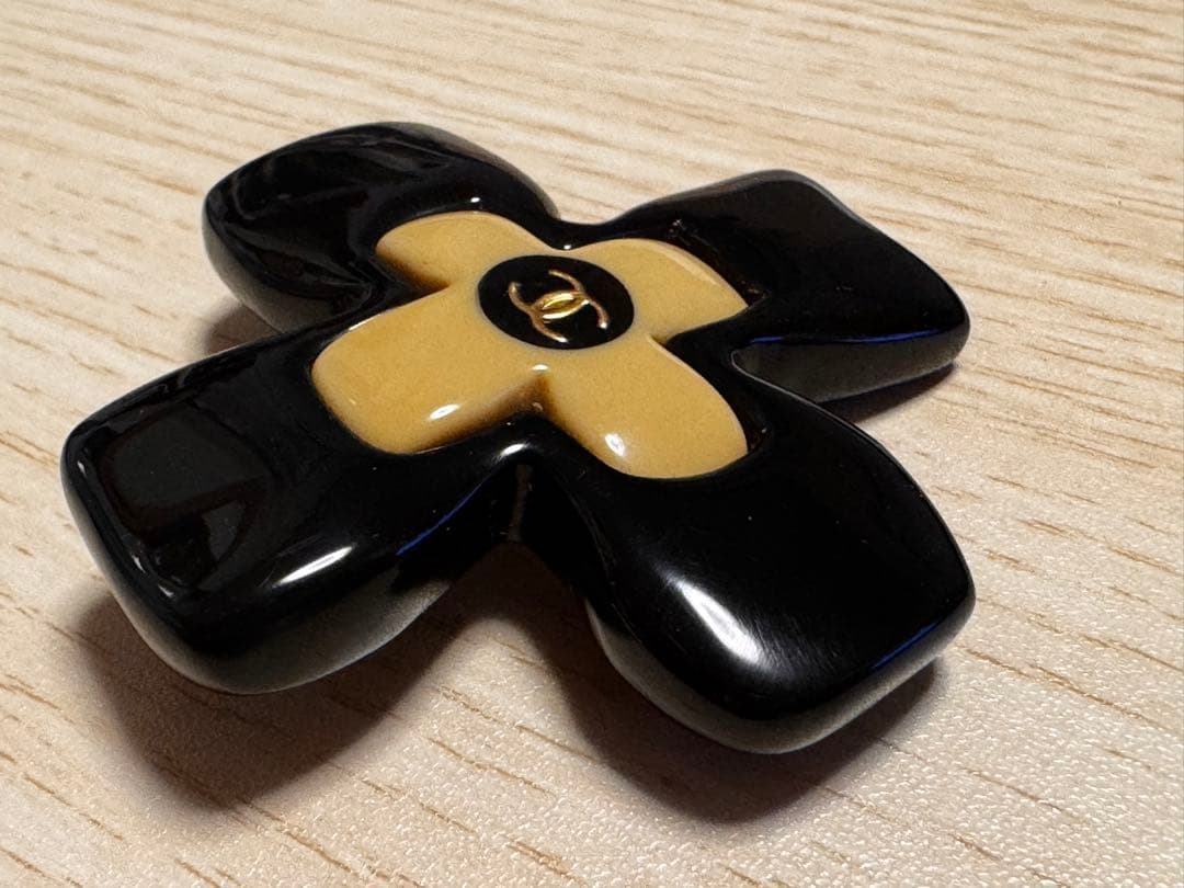 CHANEL ヴィンテージブローチ　クロスデザイン　CCマーク