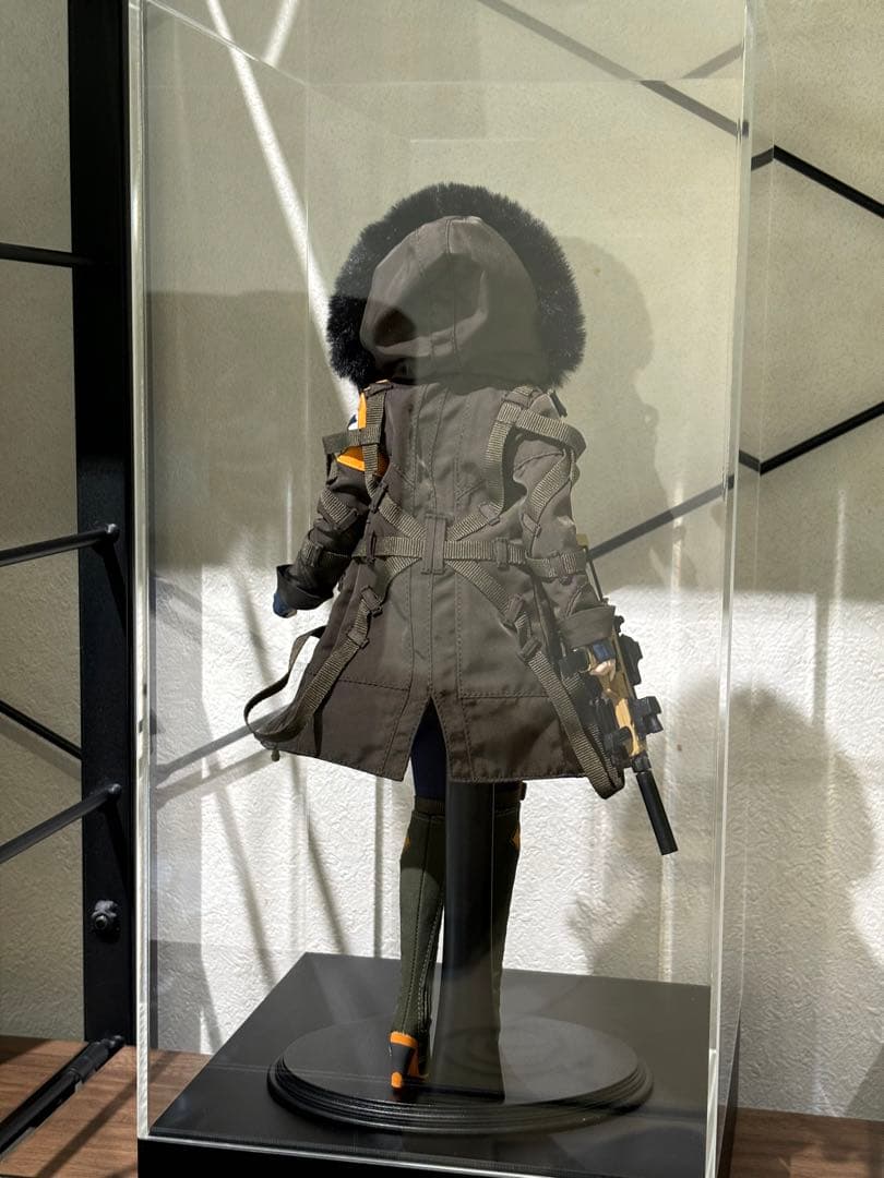 【1/6】i8TOYS SERENE HOUND KATHERINE