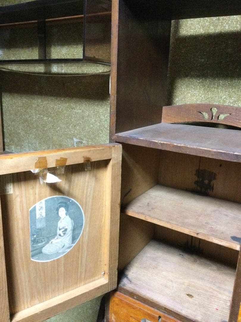 アンティーク戸棚