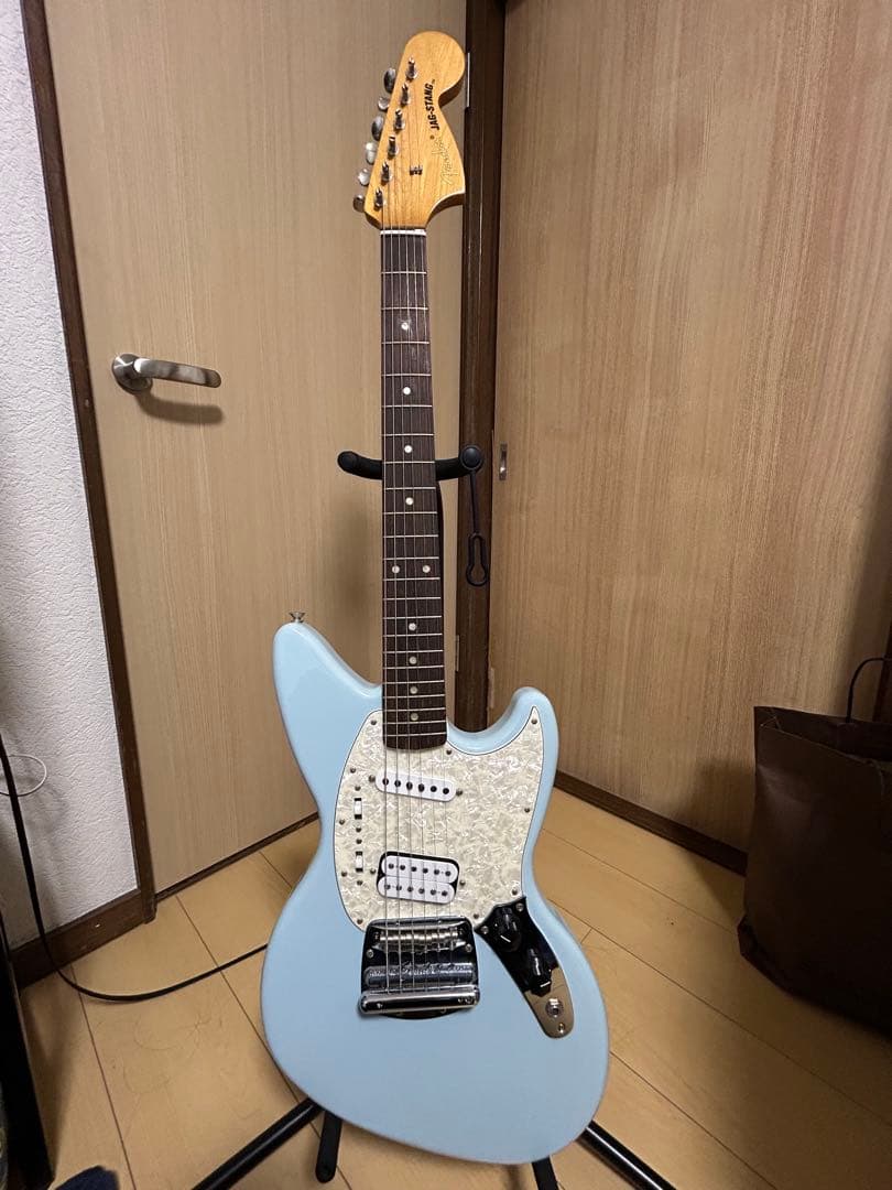 Fender  Cobain Jag-Stang ジャグスタング