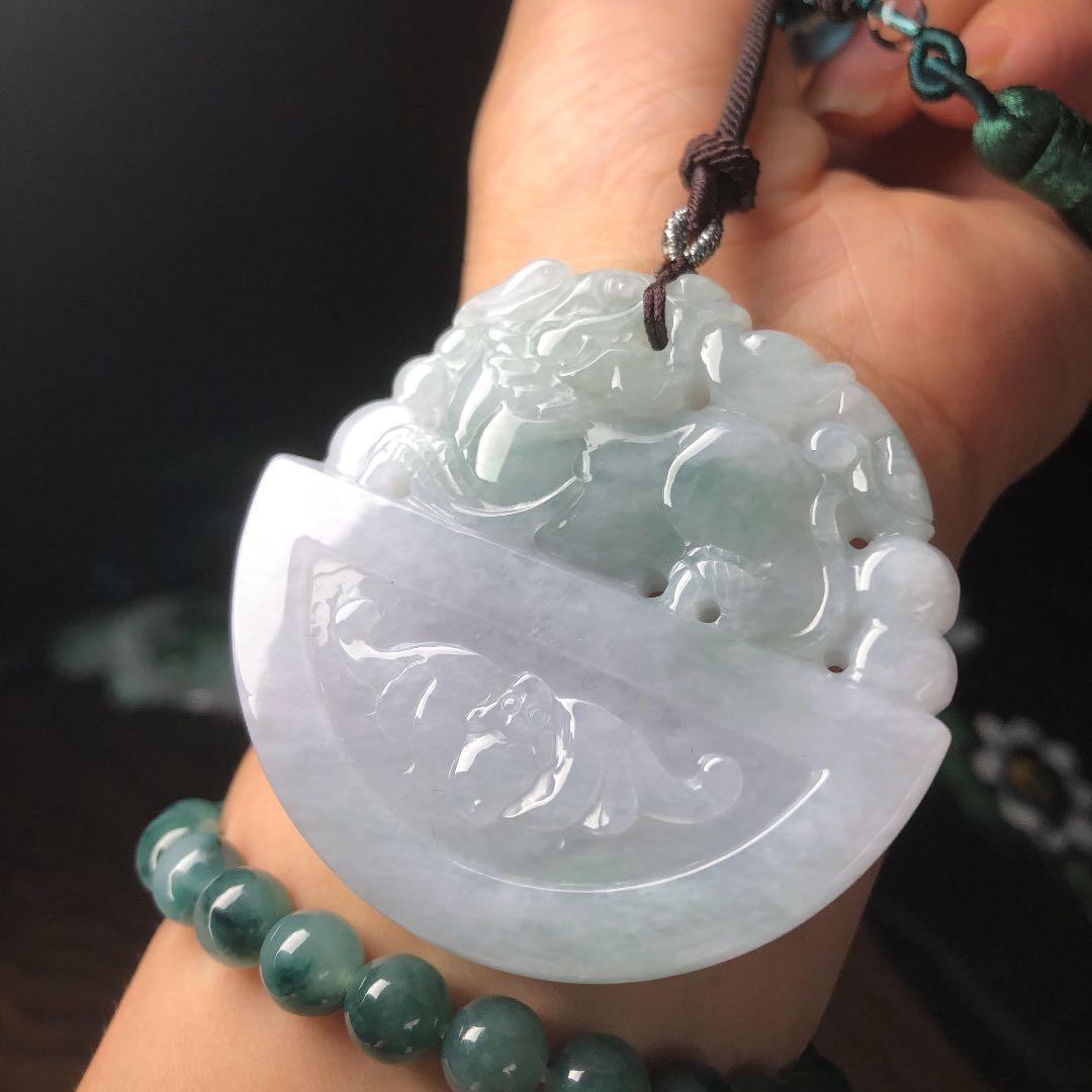 本翡翠　氷潤レトロ風貔貅、蝙蝠