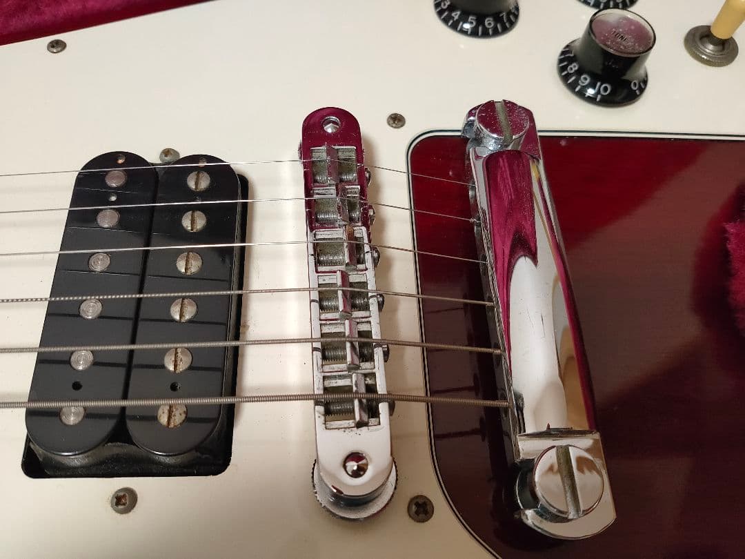 Gibson フライングV レッド ハードケース付き