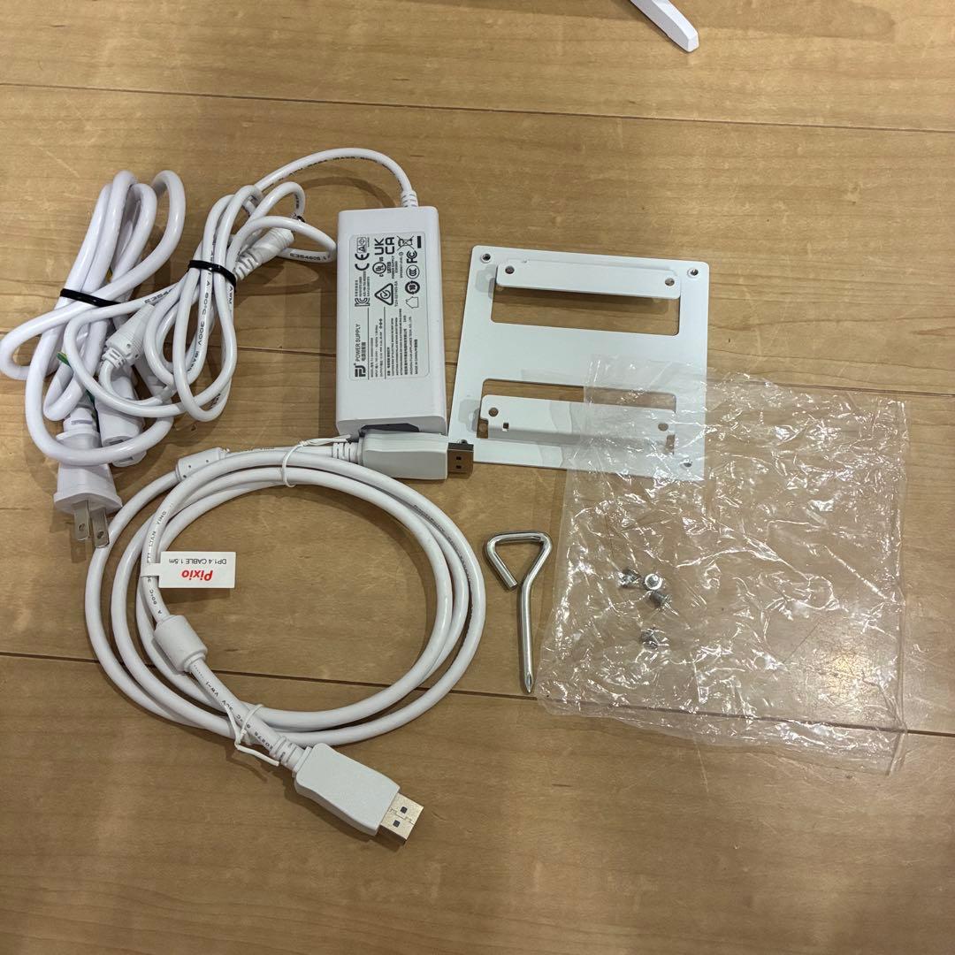 美品！！PIXIO 白 ゲーミングモニター 27インチ 160Hz 4K