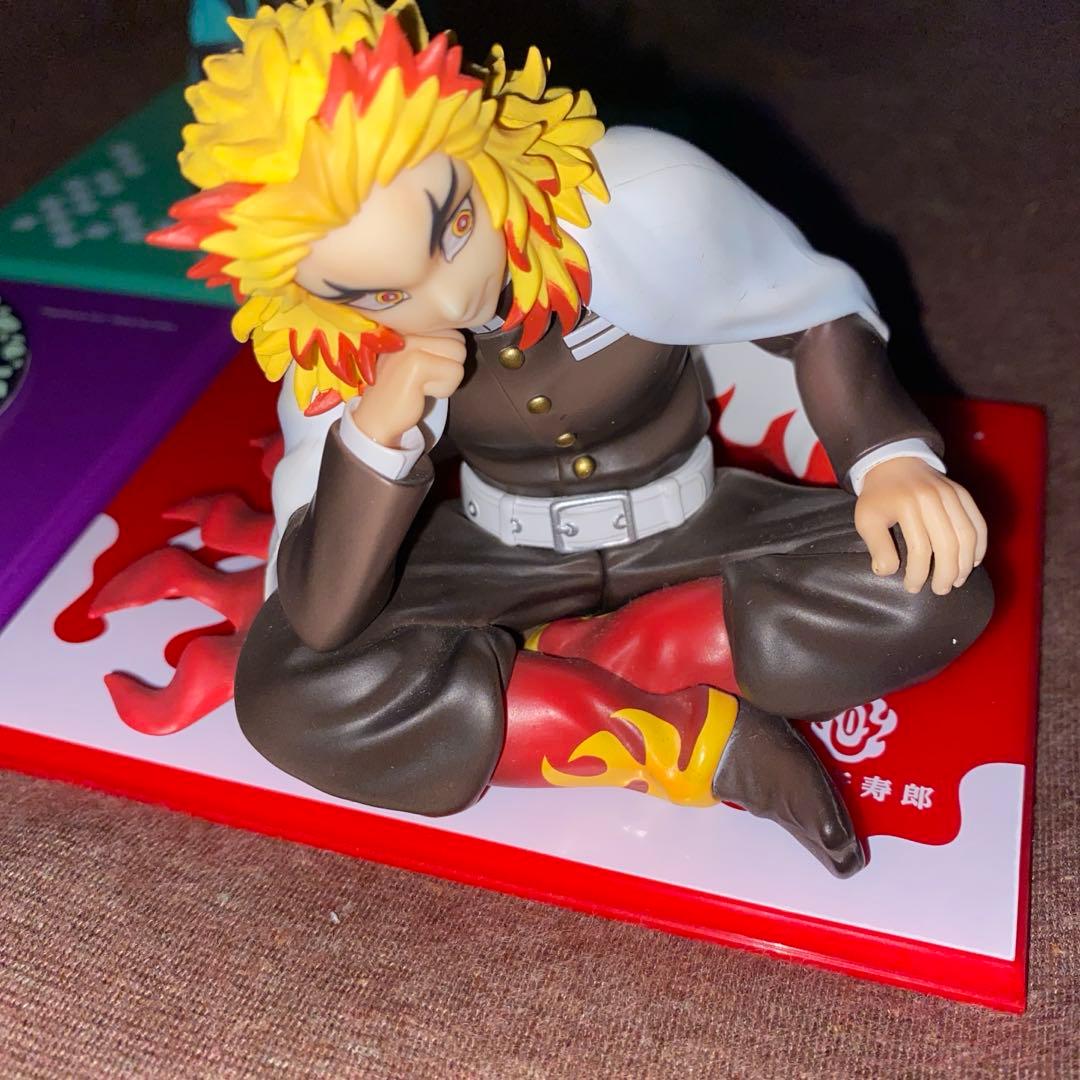 鬼滅の刃　てのひら　フィギュア