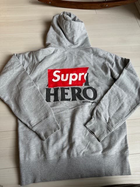 SUPREME × ANTIHERO Zip Up
