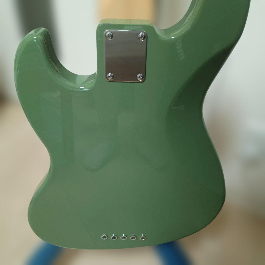 ベース Black Smoker BETA J5 Antique Olive