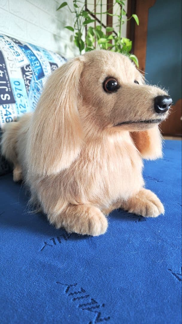 ダックスフンドぬいぐるみ （ベージュ）