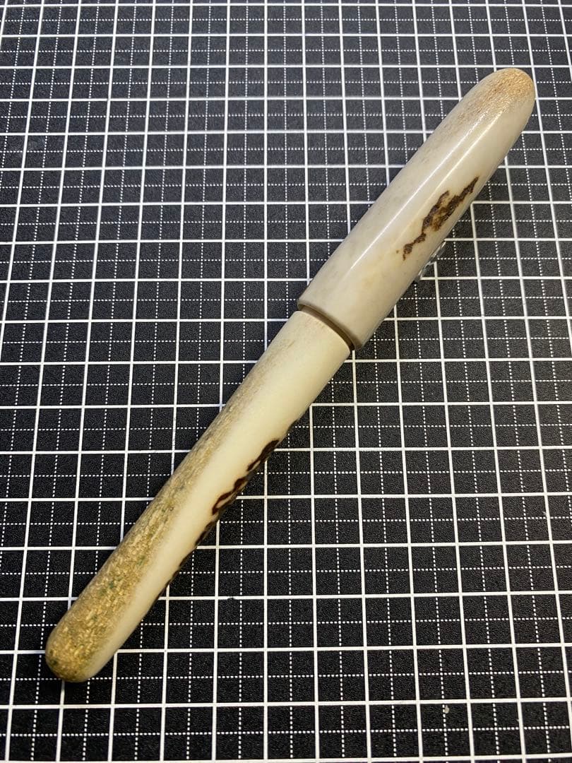 平井木工挽物所　雲舟シリーズ　鹿角　万年筆　字幅F