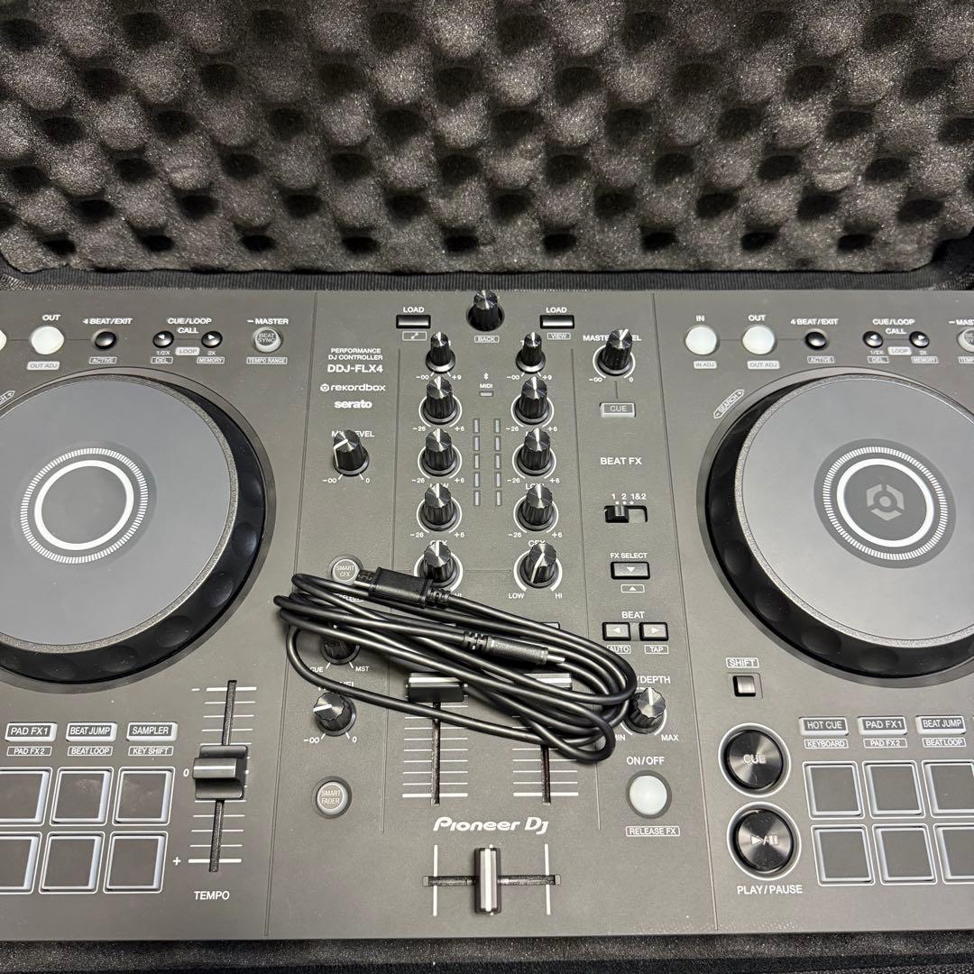Pioneer DJ DDJ-FLX4 DJコントローラー　ケース付き