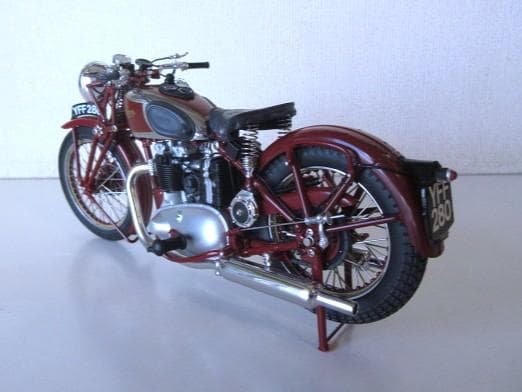 特価 MINICHAMPS (1/12) トラインフ Speed Twin