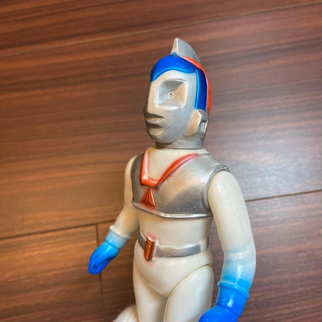 N.T.V モブル 突撃 ヒューマン ソフビ 5647