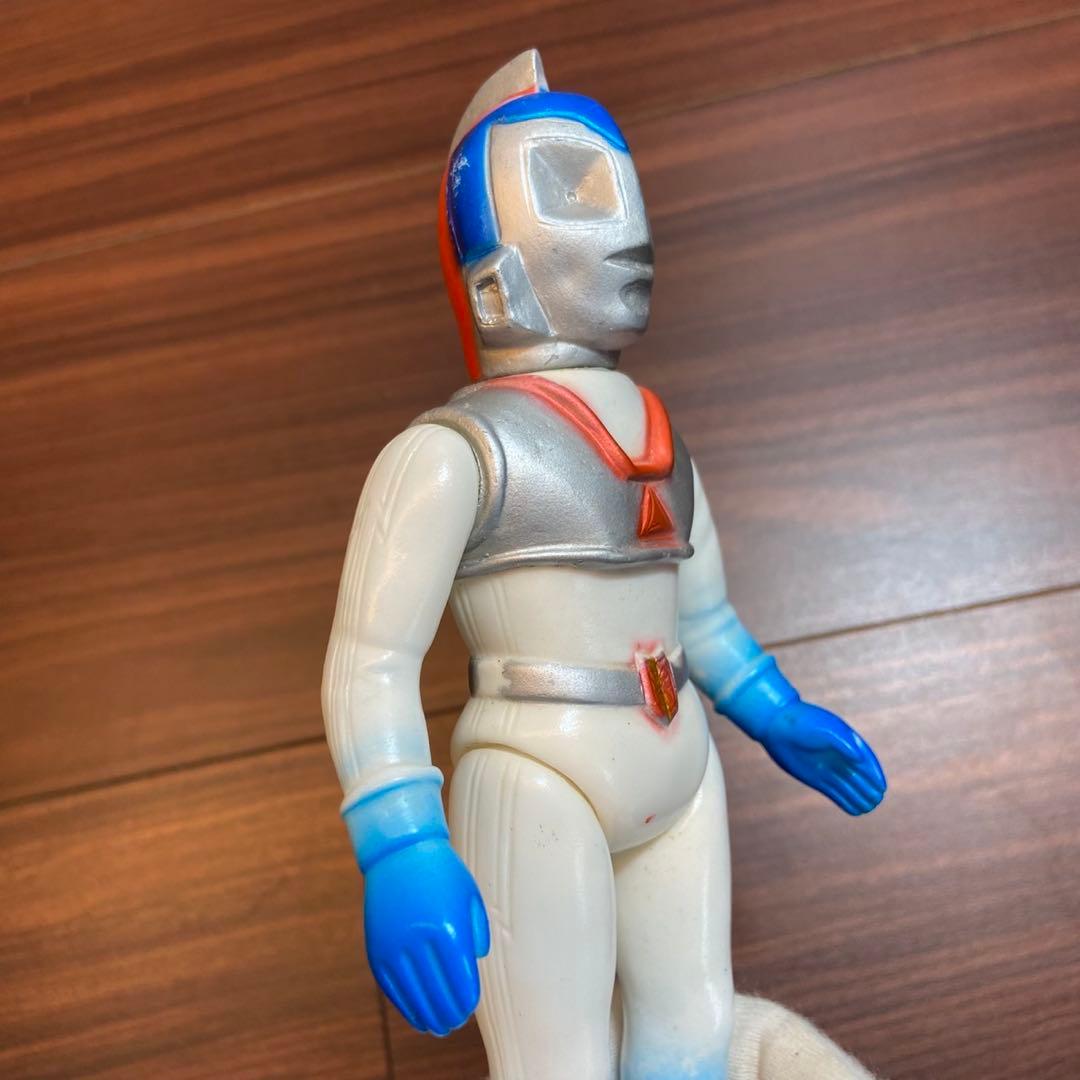 N.T.V モブル 突撃 ヒューマン ソフビ 5647