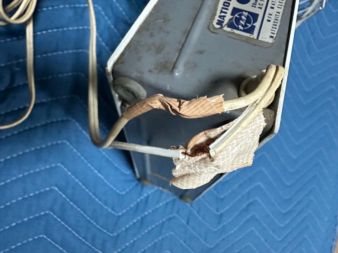 昭和レトロ　壁掛け扇風機　ナショナル ジャンク