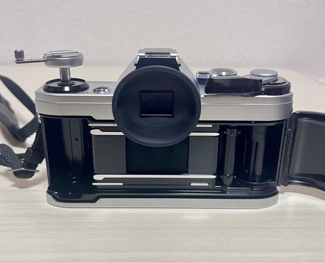 Canon AE-1 フィルム一眼レフカメラ 50mmレンズ付き