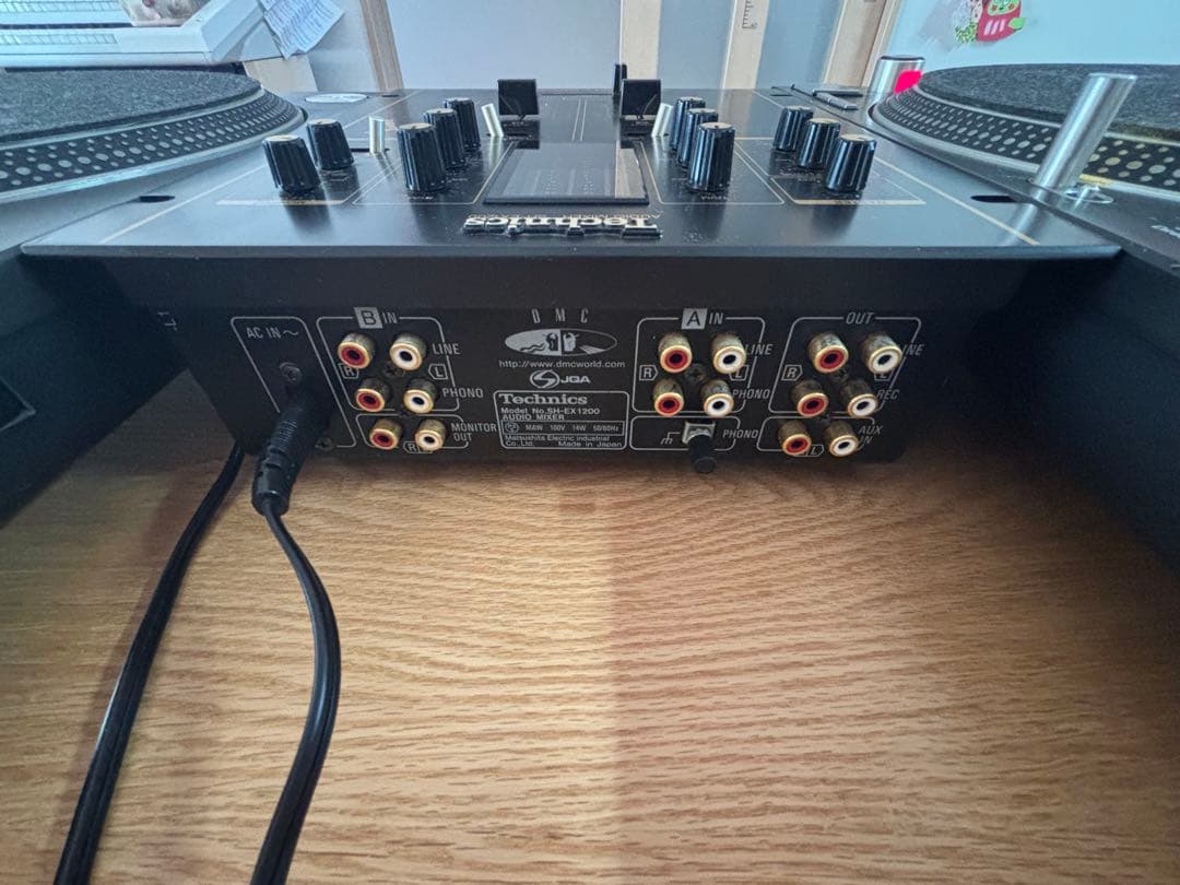 Technics SL-1200 MK5 +ミキサー、BEHRINGERミキサー