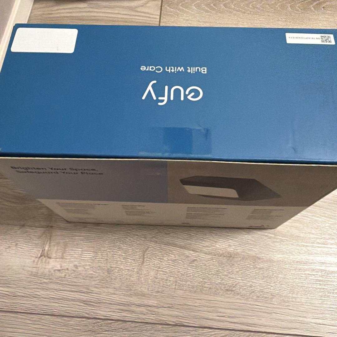 防犯カメラ eufy Security Solar Wall Light Cam S120