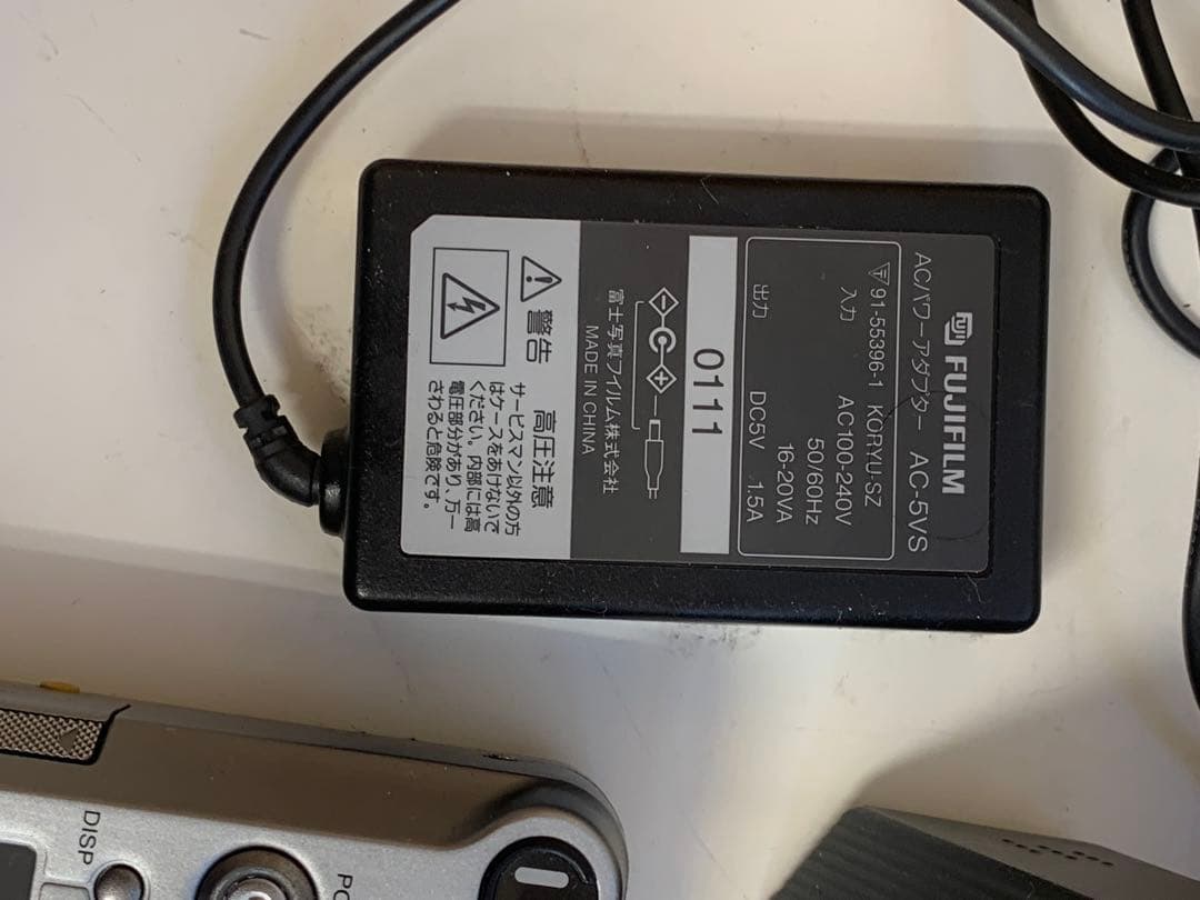 Fujifilm FinePix 4800 Z デジタルカメラ