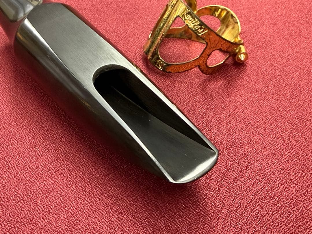 SELMER バリトンサックス用マウスピース、E リガチャー、キャップ付