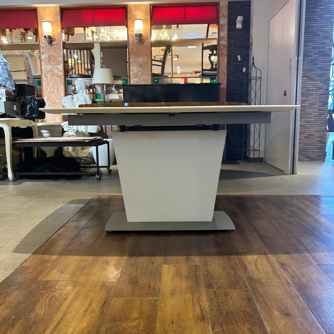 本日限り極美品♥Boconcept 　ミラノ　伸長式　ダイニングテーブル