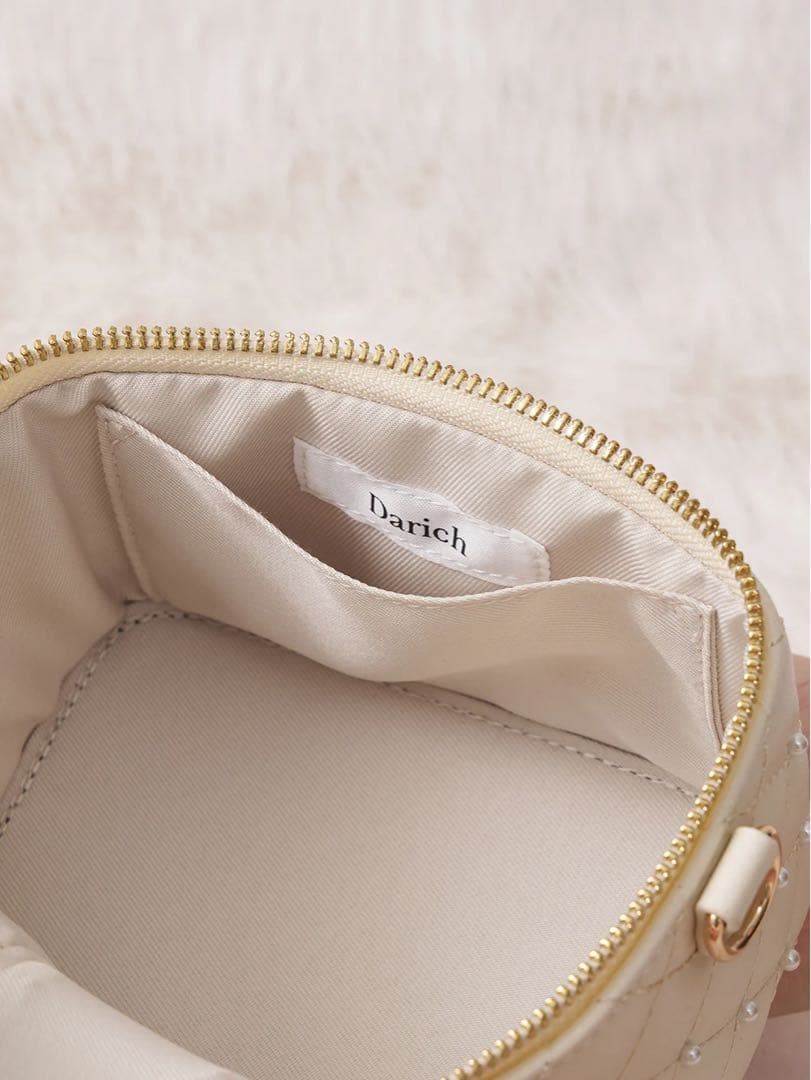 Darich キルティングパールスクエアミニバッグ ゴールドパーツ アイボリー