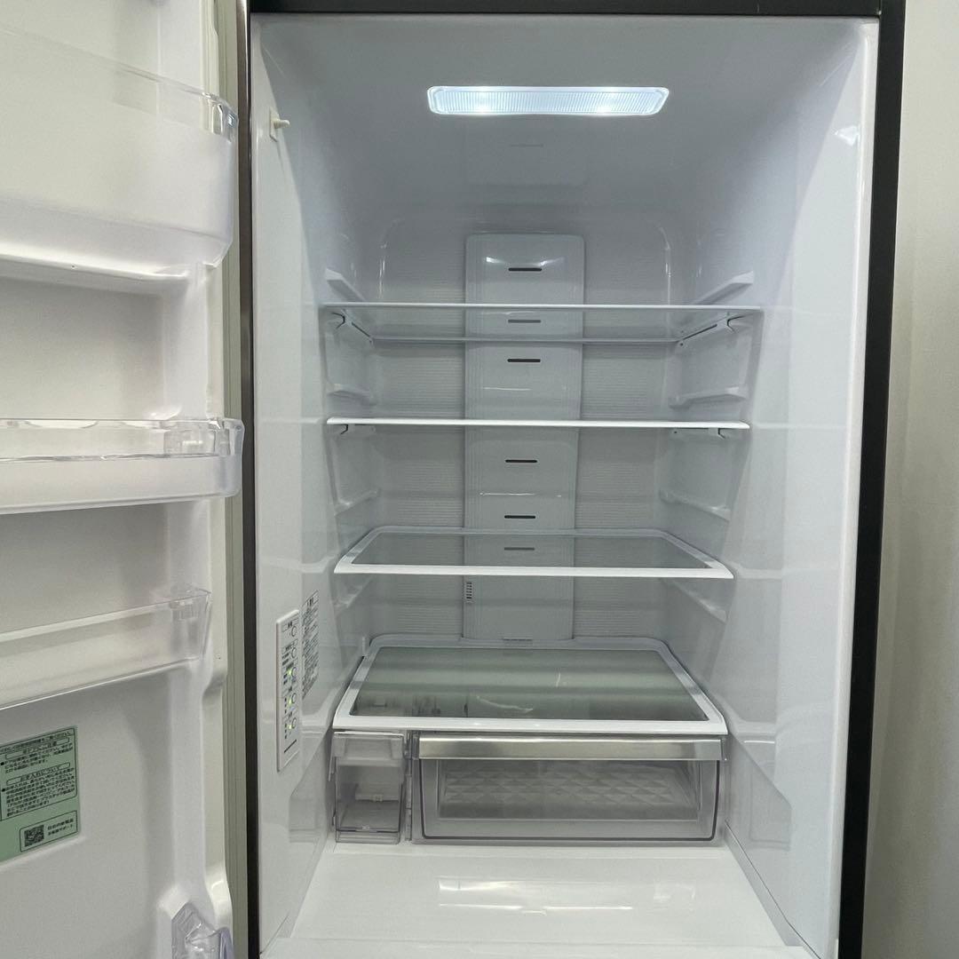 245⭕️日立　冷蔵庫　大型　黒　350ℓ　左開き　真ん中野菜室　安い　設置無料