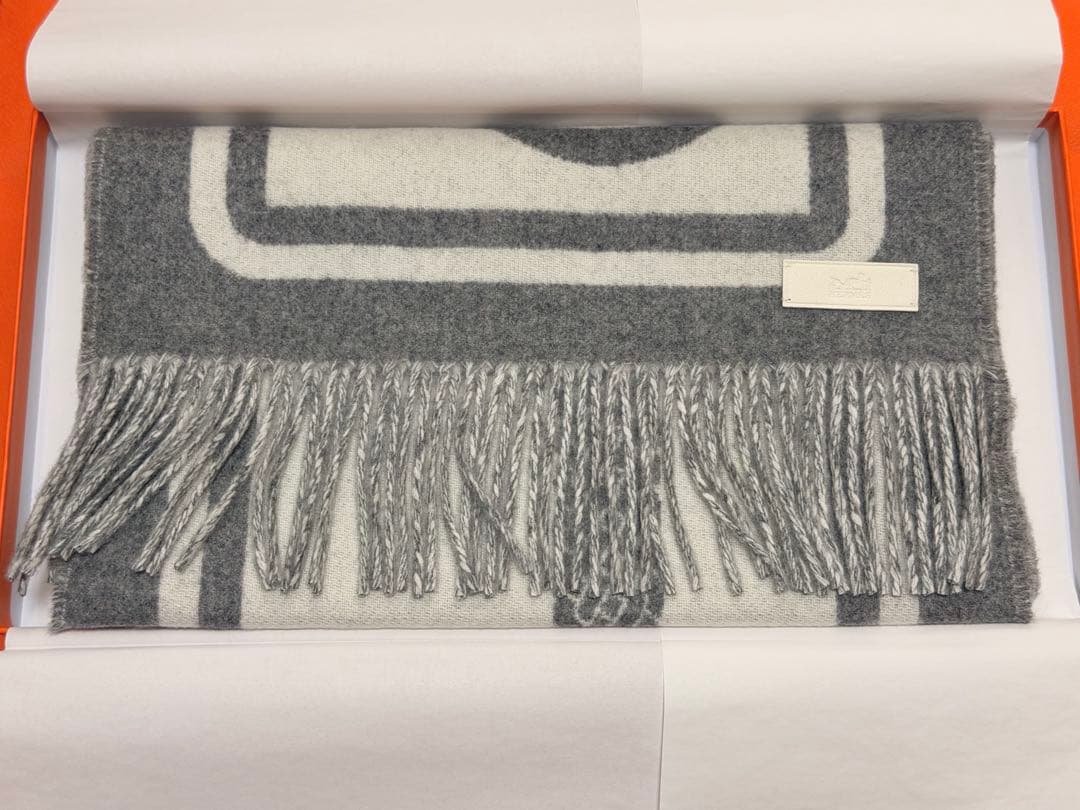 新品未使用　エルメス　HERMES カシミヤマフラー 《コーチング》　グレー