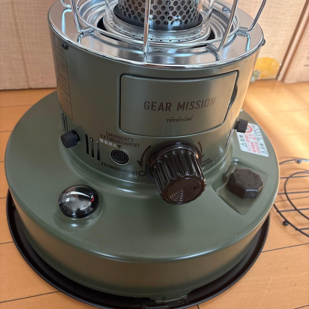 トヨトミ ギアミッション RR-GER25-G 五徳 ケース付き 石油ストーブ