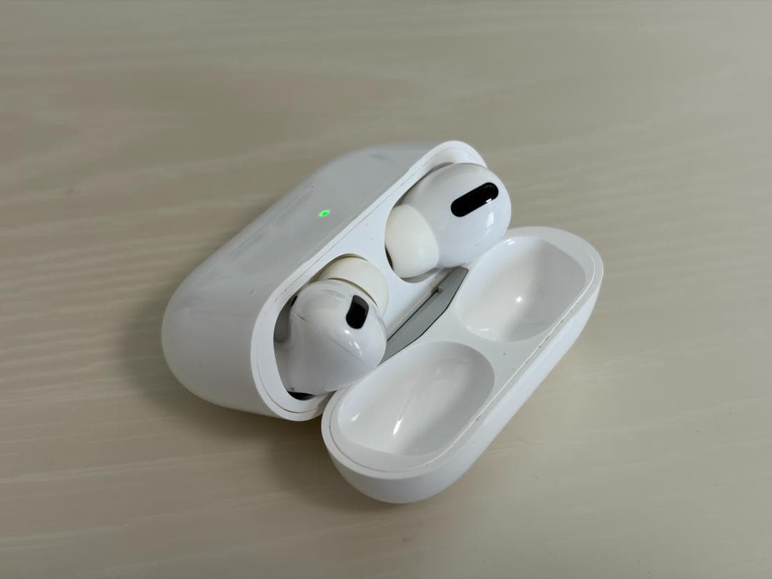 【美品】AirPods Pro 第一世代