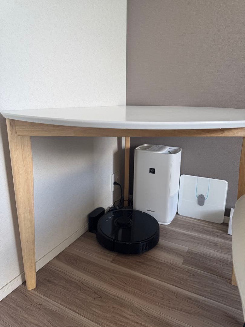 ダイニングテーブル　半月形　ホワイト