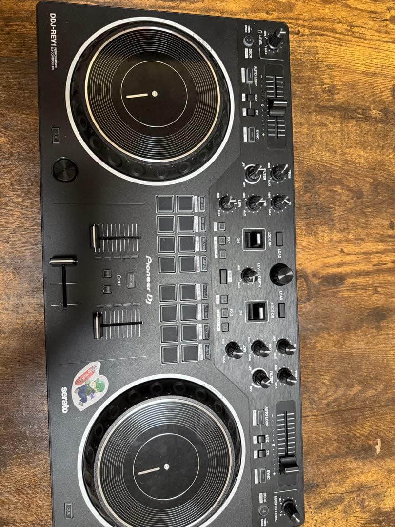 Pioneer DDJ-REV1 DJコントローラー