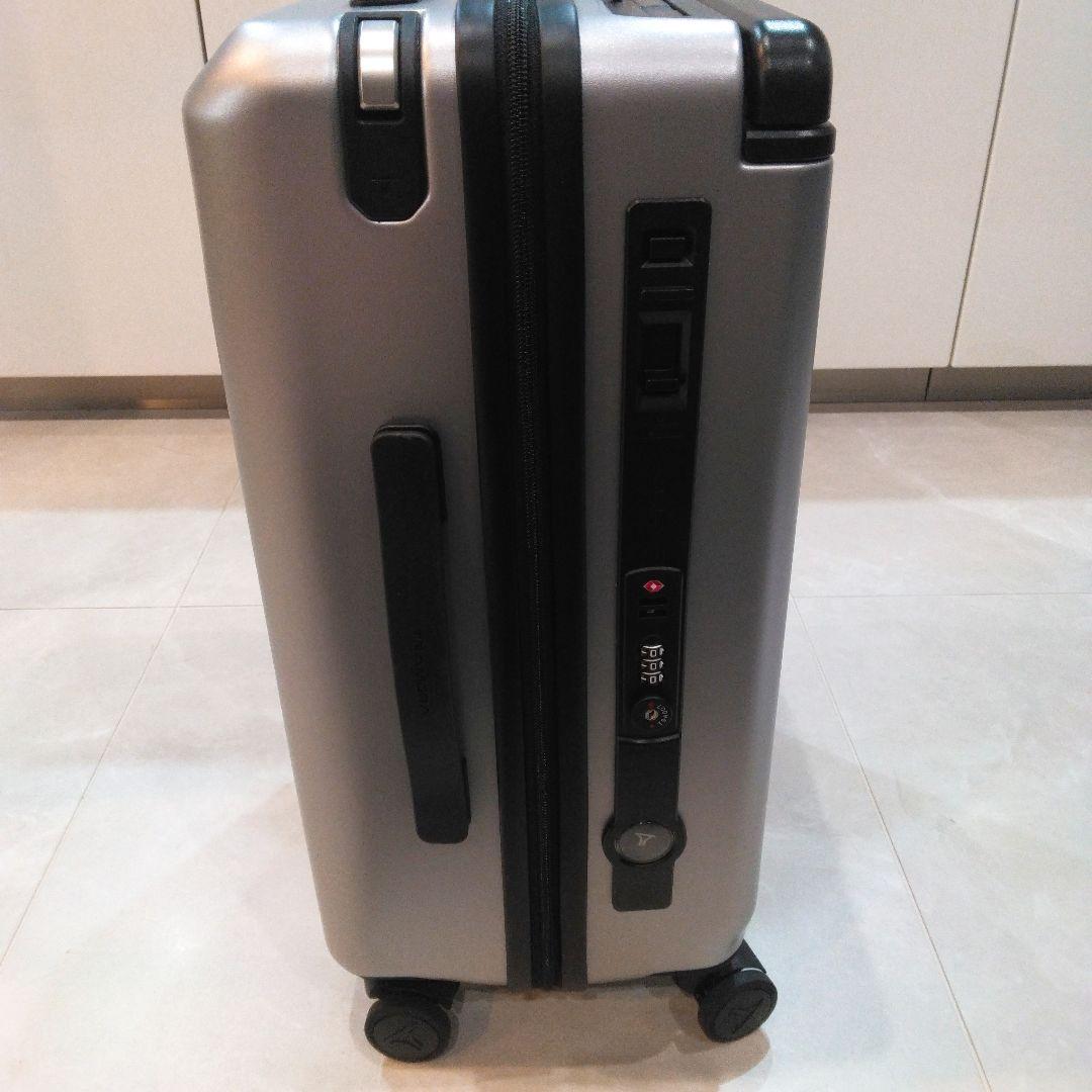 美品♪TRAMORA Carry On Pro 56×36×25便利機能多数⭐