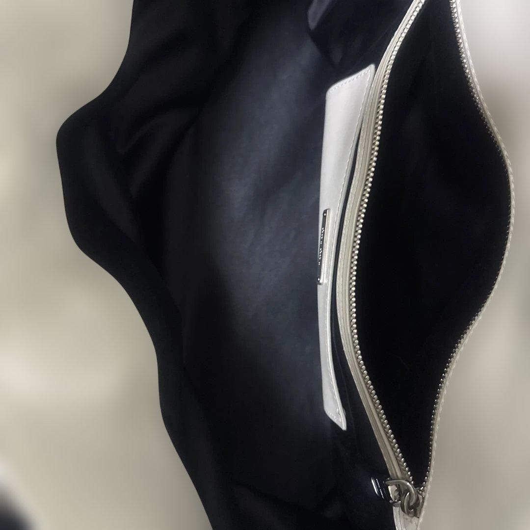 MIUMIU ミュウミュウ　レザーハンドバッグ 白