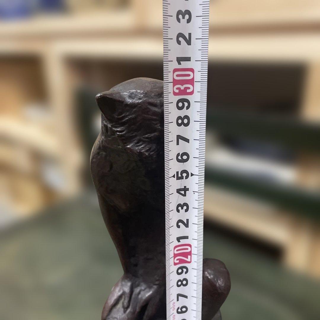 金属製猿の彫刻 約30センチ アンティーク調　重量感あります