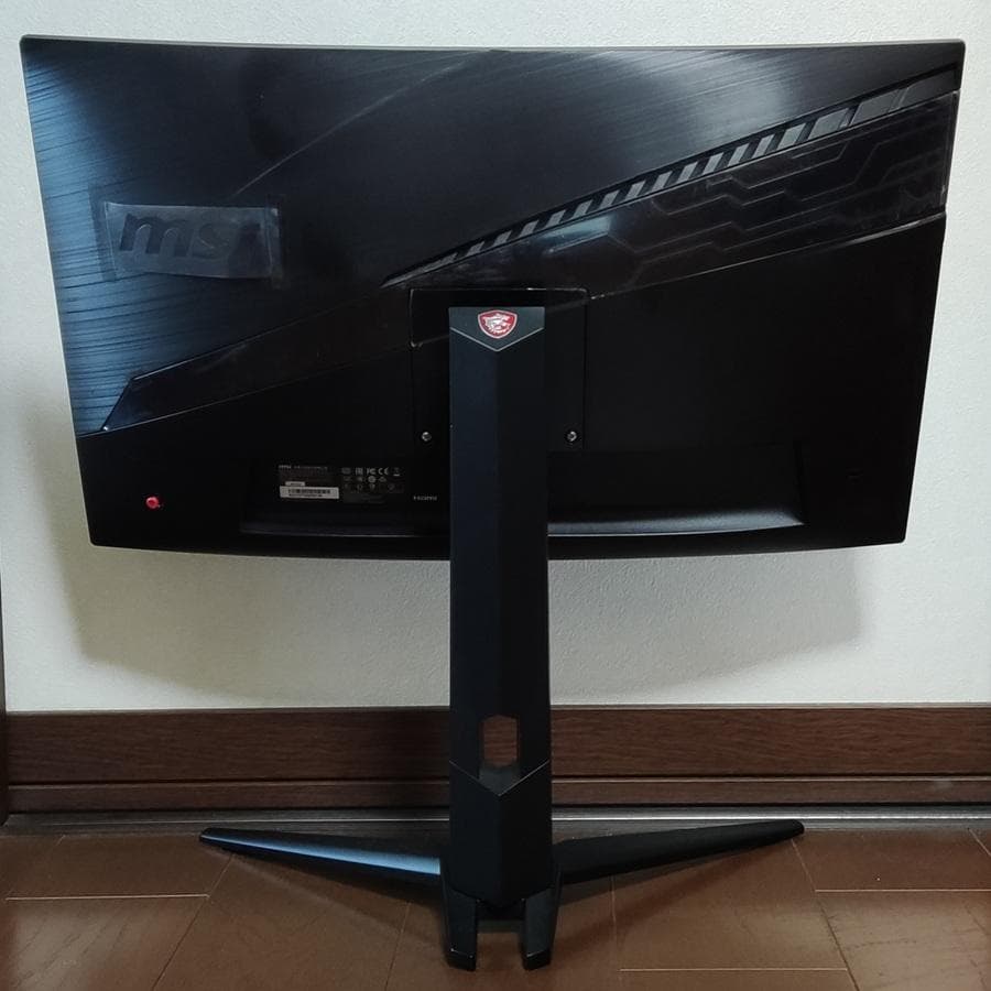 MSI 27インチ湾曲型ゲーミングディスプレイOptix MAG271CQR